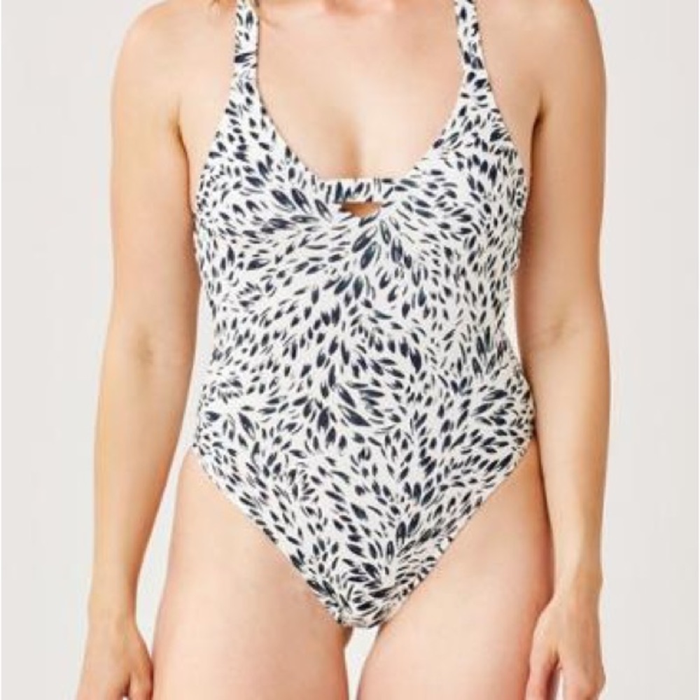 Women’s Onepiece Swimsuit Small